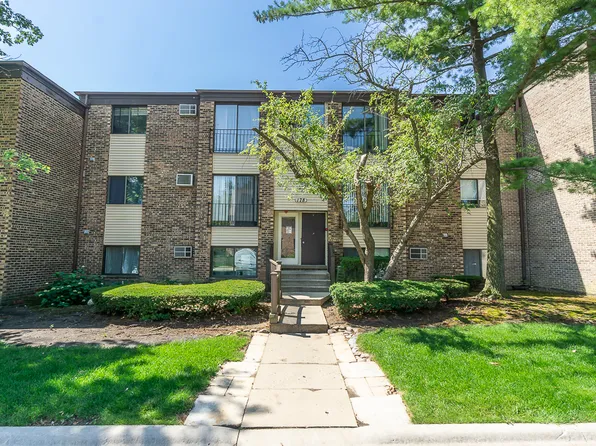 178 Dunteman Dr APT 302, Glendale Heights, IL 60139