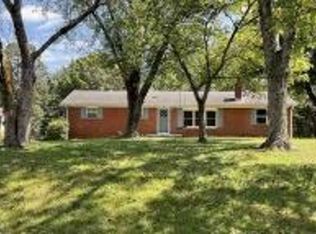 121 Thomas Weaver Rd, Maynardville, TN 37807