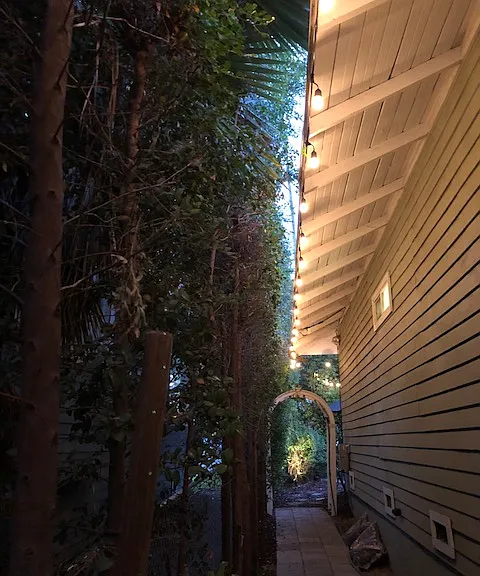 Carlton Way — Photo 15