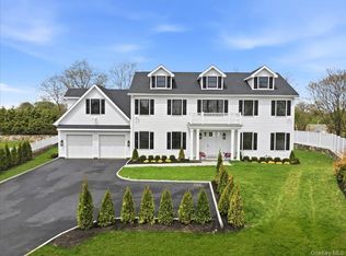 20 Hilltop Dr, Port Chester, NY 10573