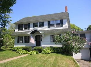 103 Townsend Ave, Boothbay Harbor, ME 04538