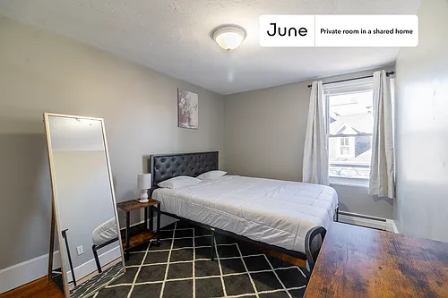 14 Bacon St #B Photo 1