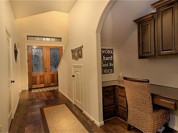 3rd image of 3347 Torrey Pines Dr