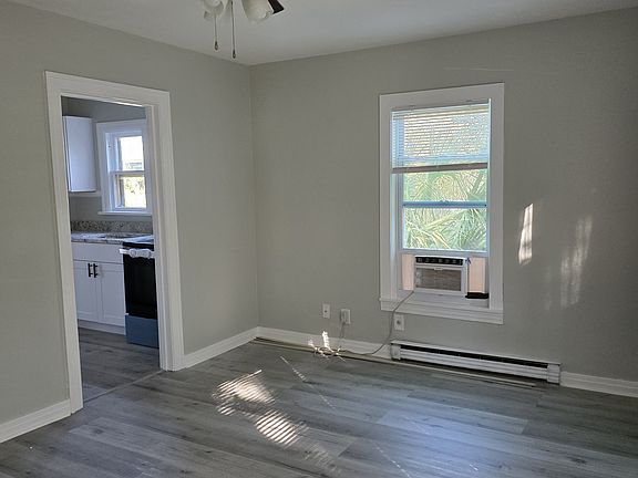 3rd image of 818 16th St N #1/2