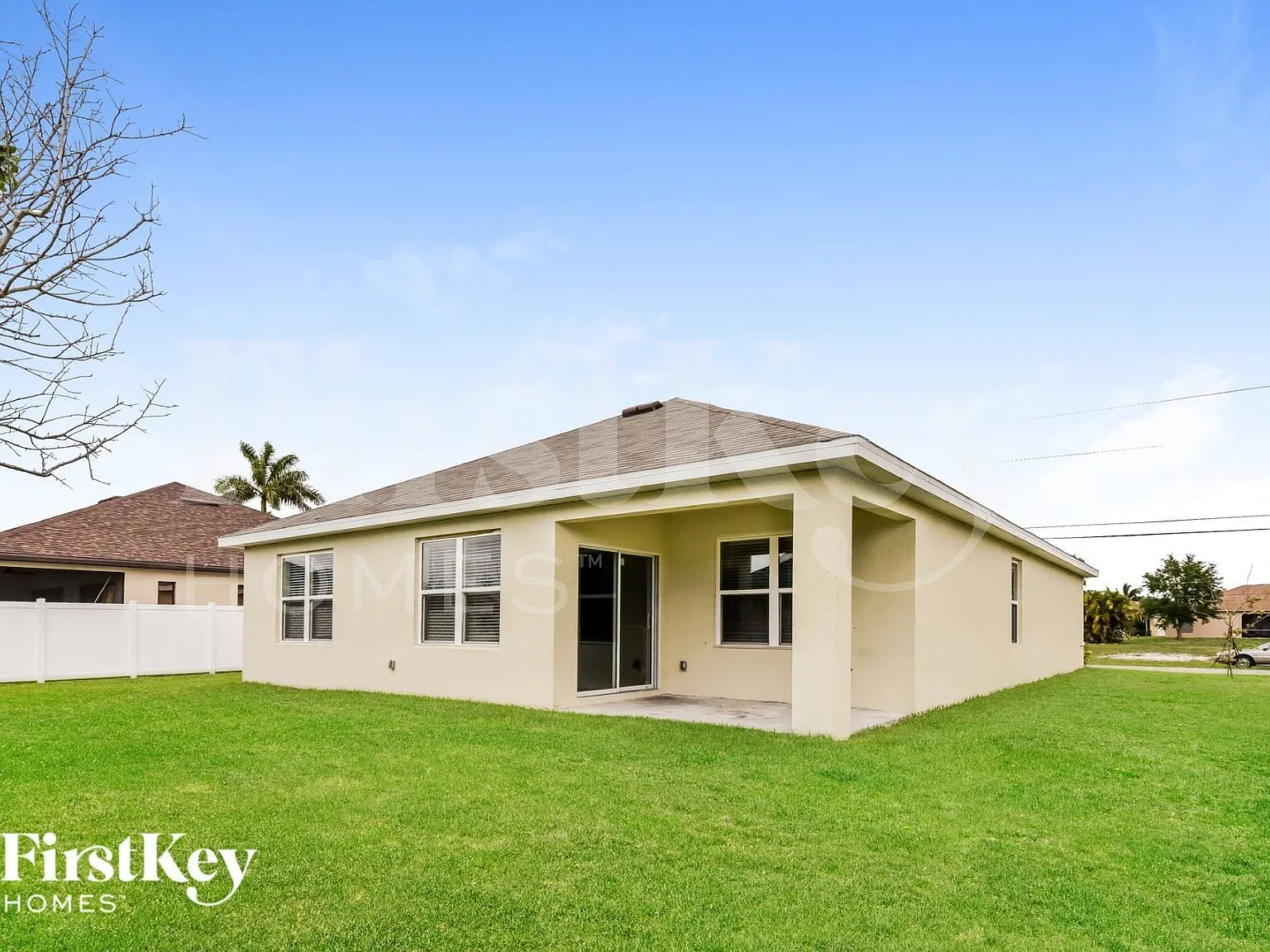 3 bed, 2.0 bath, 1672 sqft, $2,555 — Photo 1