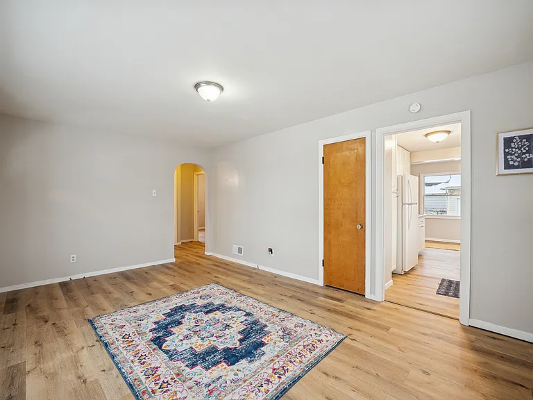 4438 Packard Rd — Photo 8