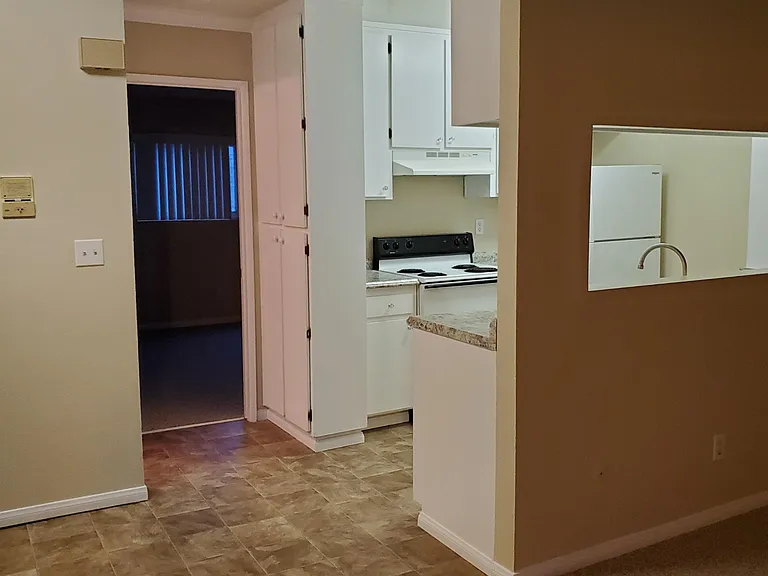 3770 Grim Ave #5 — Photo 1