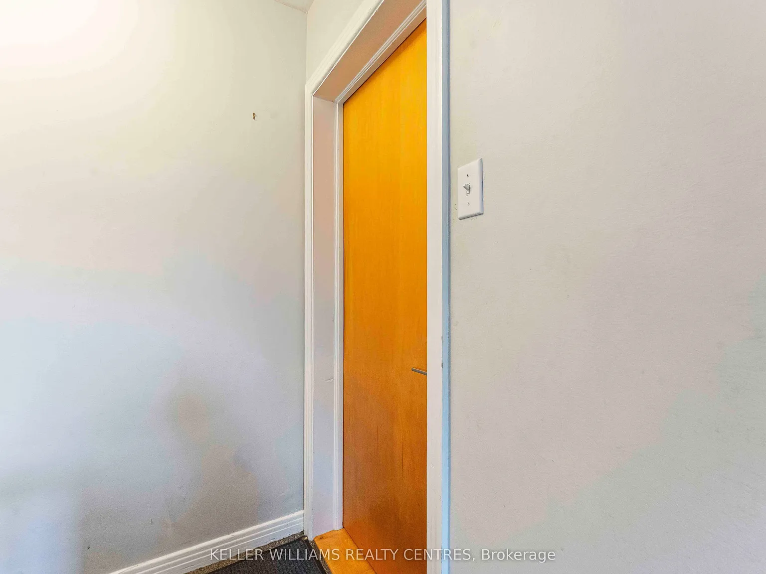3 bed, $2,400 — Photo 2