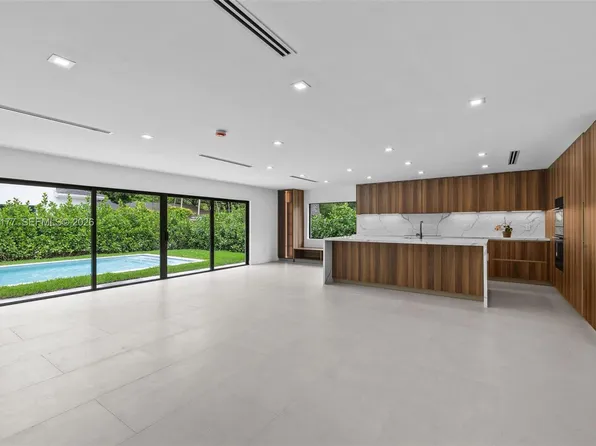 6091 SW 79th St, South Miami, FL 33143