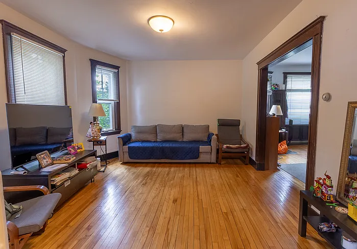 92 Oak Ave #1 — Photo 2