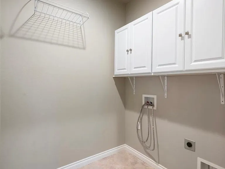 4819 N Emerald Ln — Photo 19