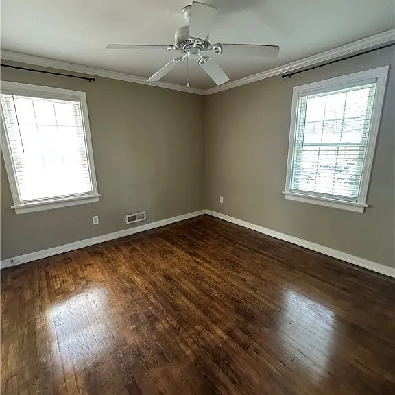 9004 Sparrow Dr — Photo 7