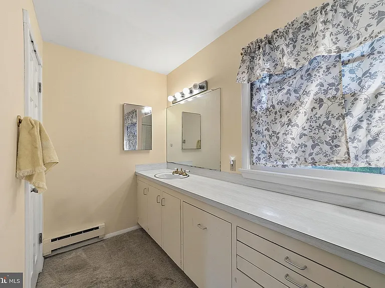 292 Glenn Ave — Photo 19