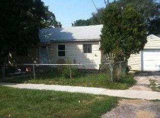 541 W Park Ave, Aurora, IL 60506