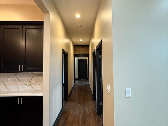 4th image of 2400 S 57th Ave #1W