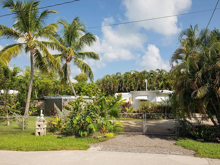 34 Dondi Rd — Photo 13