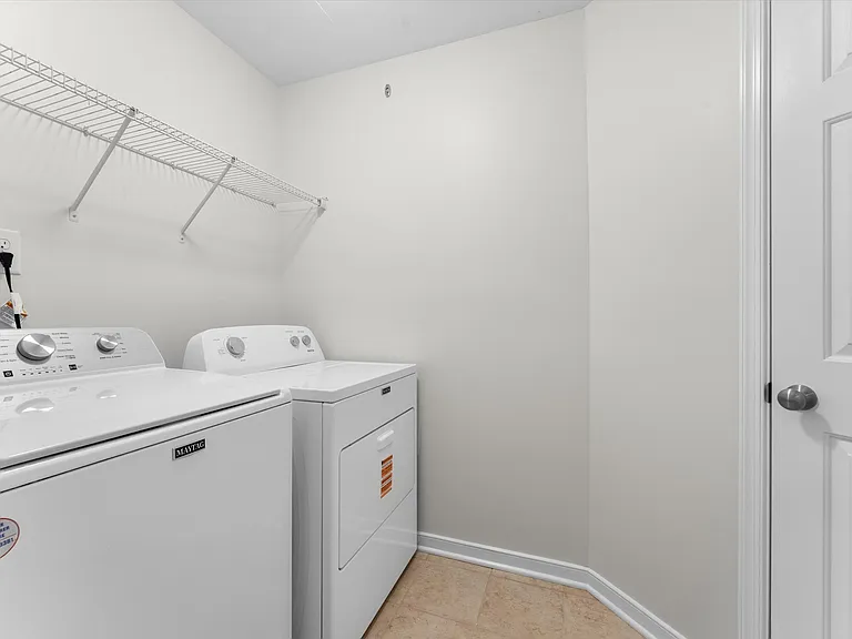 Laundry room (upstairs)