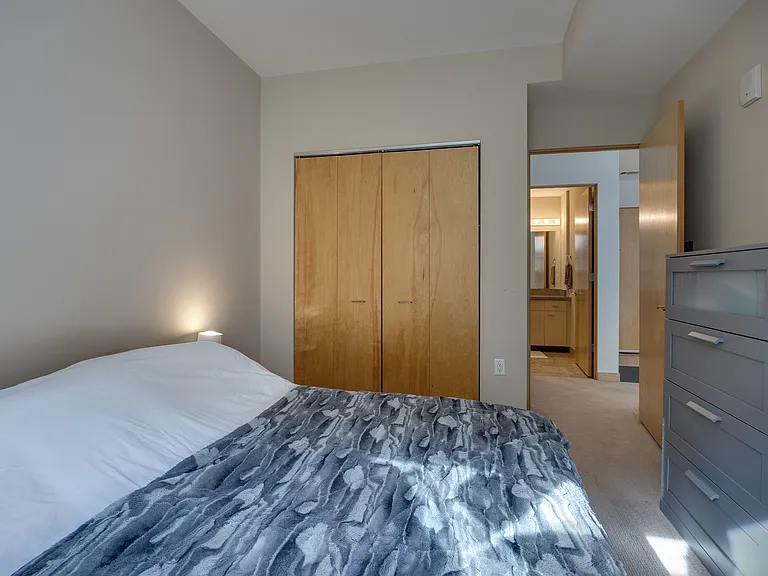309 W Washington Ave #204 — Photo 17