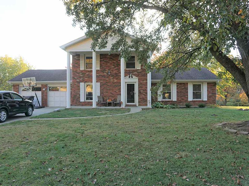 1st image of 8211 N Dilcrest Cir