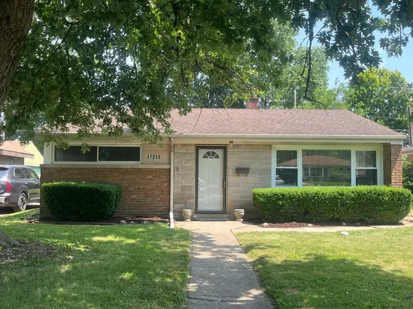 17213 Lorenz Ave, Lansing, IL 60438