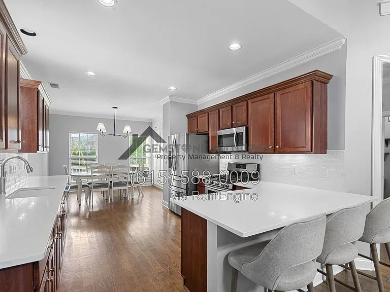 327 Wandering Cir — Photo 15