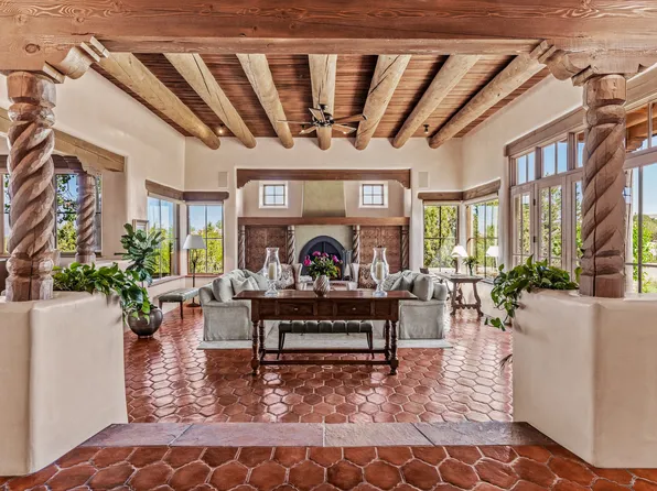 27 Wildhorse, Santa Fe, NM 87506