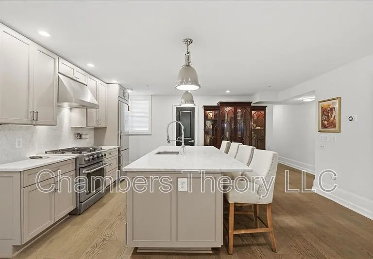 1516 Q St NW #1 — Photo 17