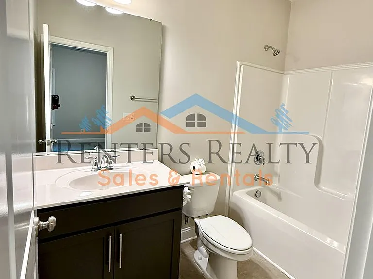 104 Colony Cove Dr — Photo 36