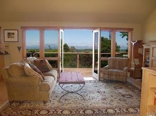 1172 Burnside Rd, Sebastopol, CA 95472