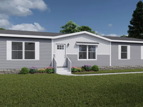 817 W Leatherwood Rd, Toccoa, GA 30577