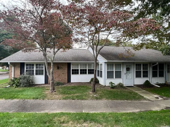 292A Cardiff Court #292A, Ridge, NY 11961