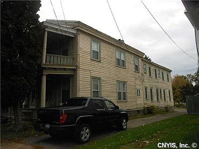2nd image of 318 Franklin St