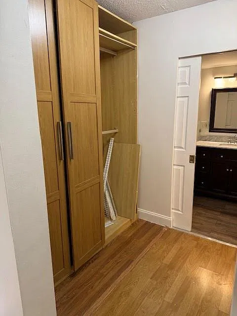 3 bed, 2.5 bath, 1654 sqft, $3,200 — Photo 4