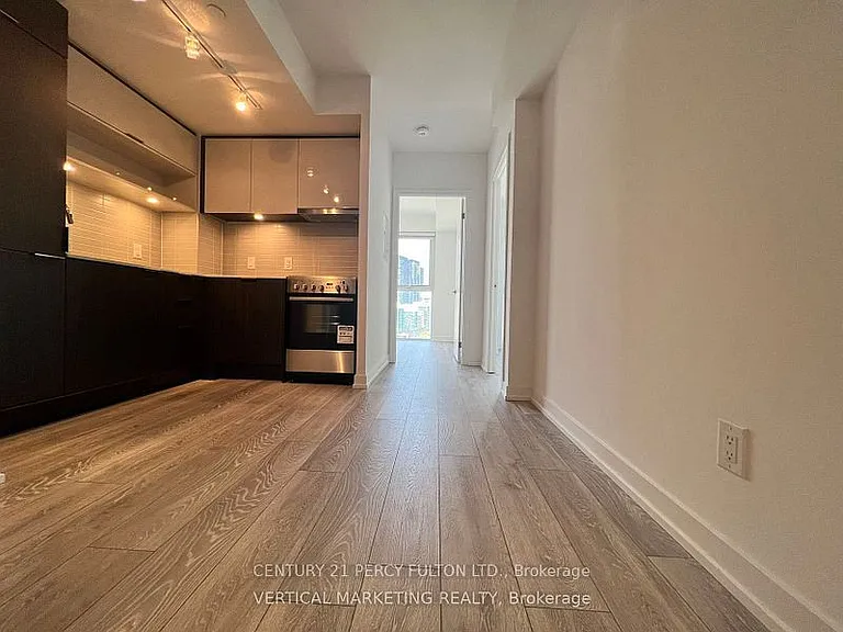 159 Wellesley St E #1602 — Photo 16
