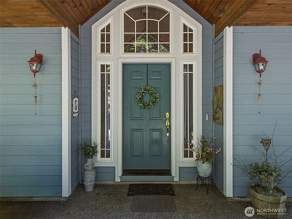 5th image of 3412 Quail Creek Ln NE