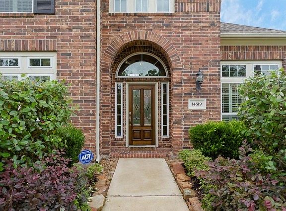 2nd image of 14619 Wood Thorn Ct