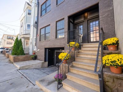 131 Hopkins Ave, Jersey City, NJ, 07306