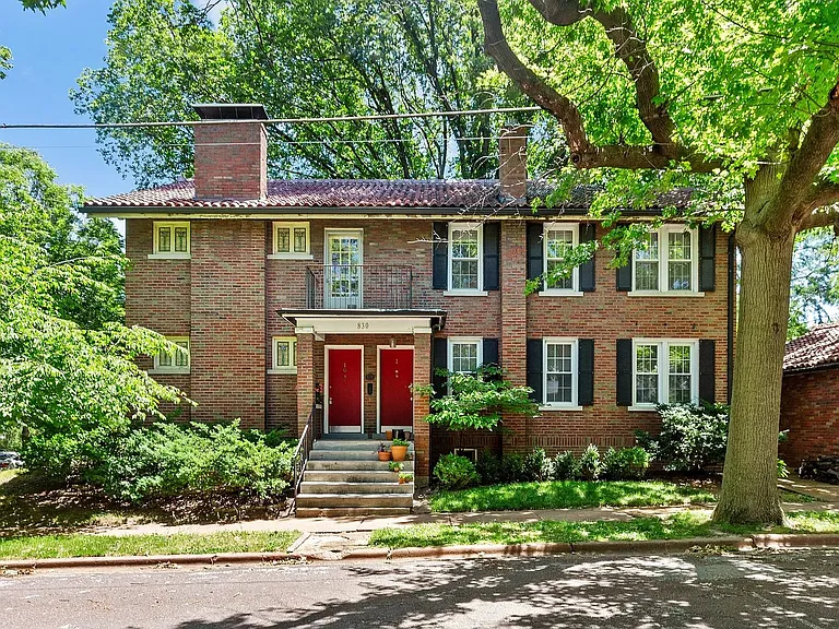 830 Purdue Ave — Photo 1