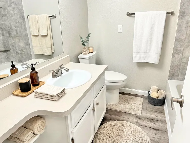 The Haven on 3rd — Photo 13