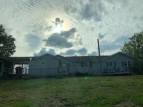 5th image of 95 Oakmount Dr