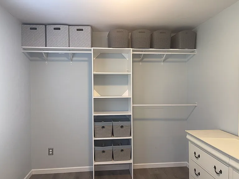 1729 Devon Rd #UPPER FLOOR APARTMEN — Photo 8