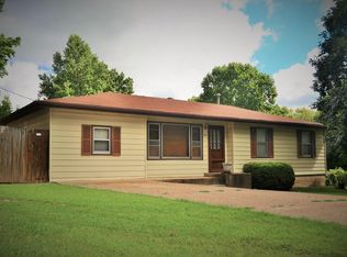 501 W 15th St, Cassville, MO 65625