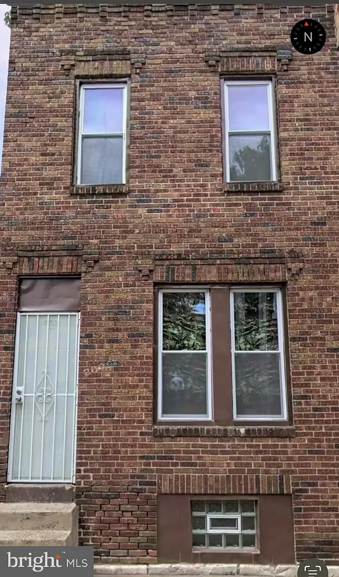 2609 W Sterner St photo 1
