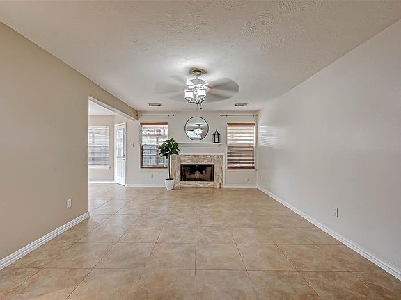 3rd image of 16515 Ember Hollow Ln