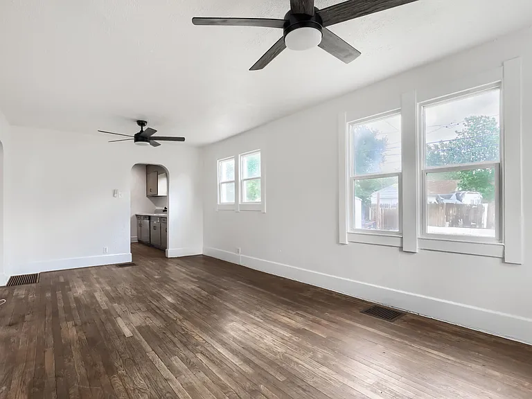 8015 E 16th Ave — Photo 3