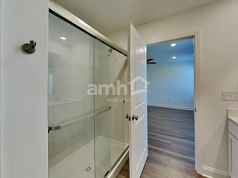 1373 Park Pl S — Photo 12