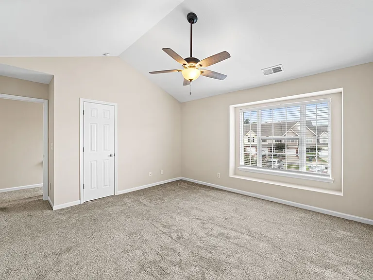 235 Blue Robin Way — Photo 33