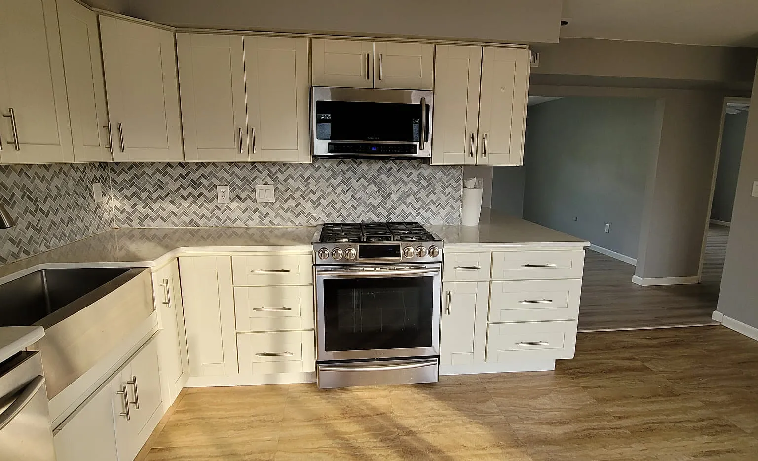 2 bed, $2,400 — Photo 1