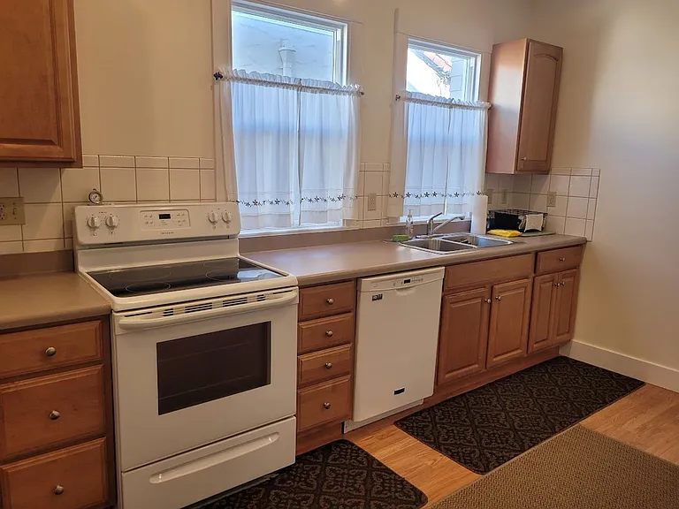 9 Lorton Ave — Photo 8