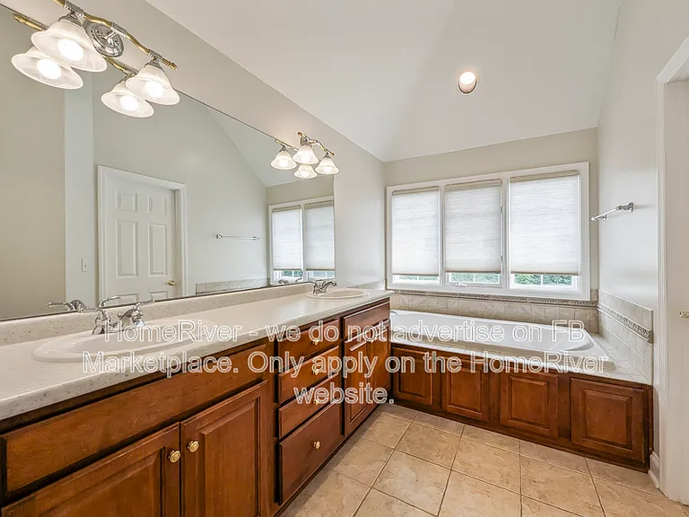 123 Middleground Pl — Photo 4